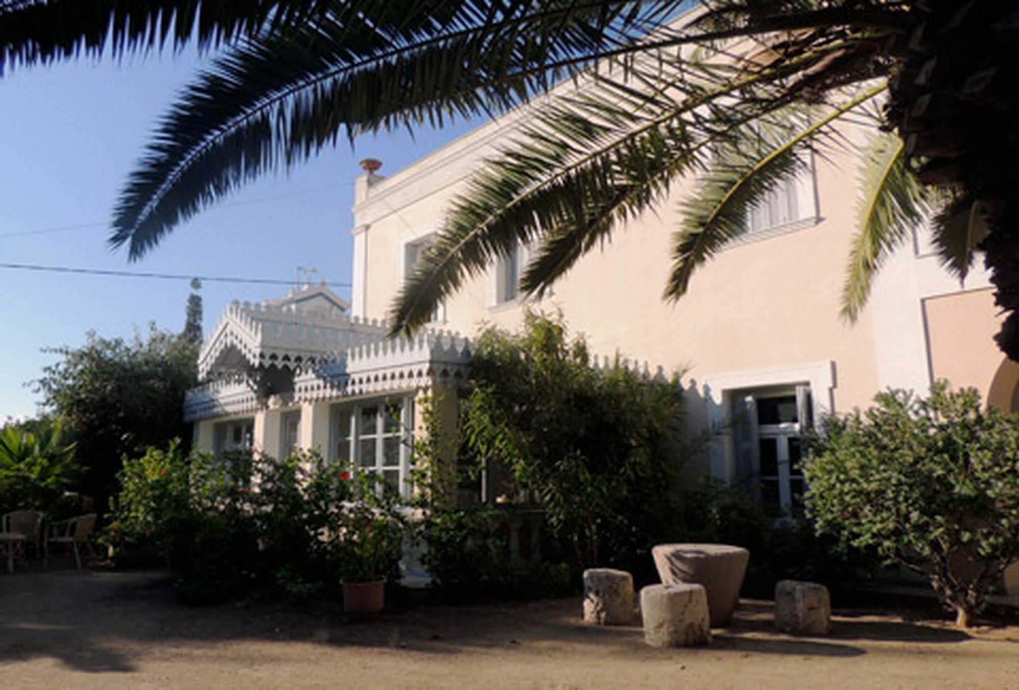 Aristocratic 19Th Century Neo Classical Mansion With Private Pool Finikas  Exterior foto